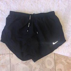 Black nike shorts